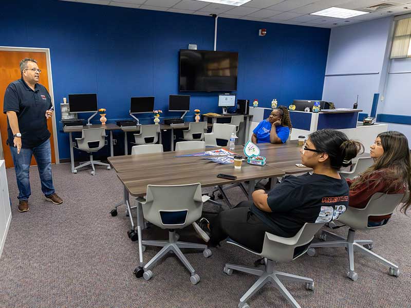 Rising Scholars 2.0 space.